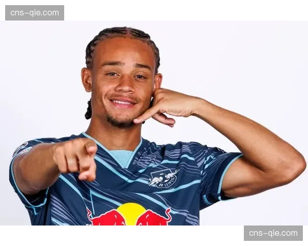 Xavi Simons独家剖析社交媒体压力下的球员生存法则