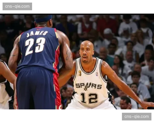 NBA关怀行动：马刺全队参观当地儿童医院，文班亚马与病童互动