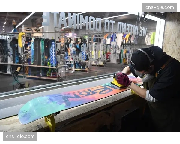 产业观察：运动装备供应商为应对密集赛程推出的新款恢复性装备市场反响