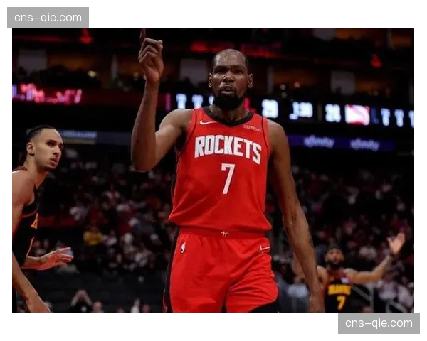 NBA火箭117-95击败老鹰,申京15分9篮板10助攻准三双 NBA火箭117-95击败老鹰,申京15分9篮板10助攻准三双